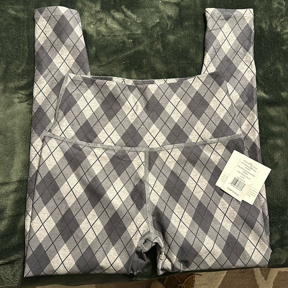 BEYOND YOGA GREY PLAID NEW